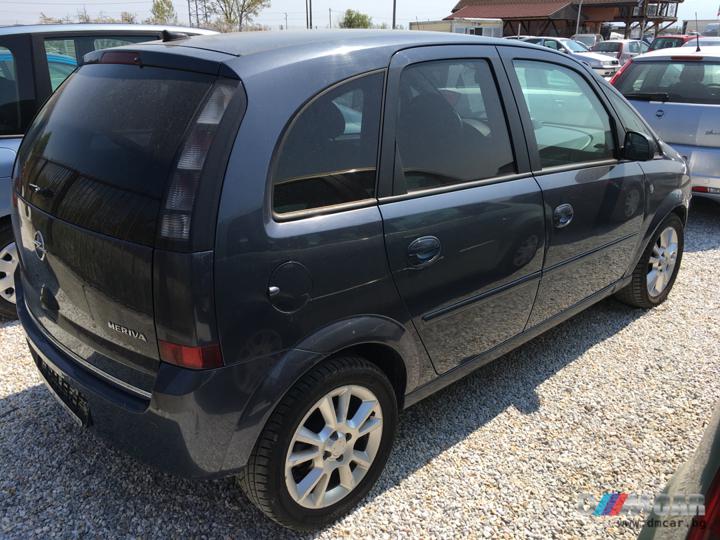 Снимка на Opel Meriva 1.4 Cosmo Esp EURO 4 171 500 км!  - ДМКАР